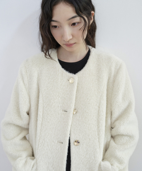 STEP AROUND(ステップアラウンド)の「Suri Arpaca Round Mid Jacket_IVORY(その他アウター・レディース・その他・FREE)」の2枚目の写真