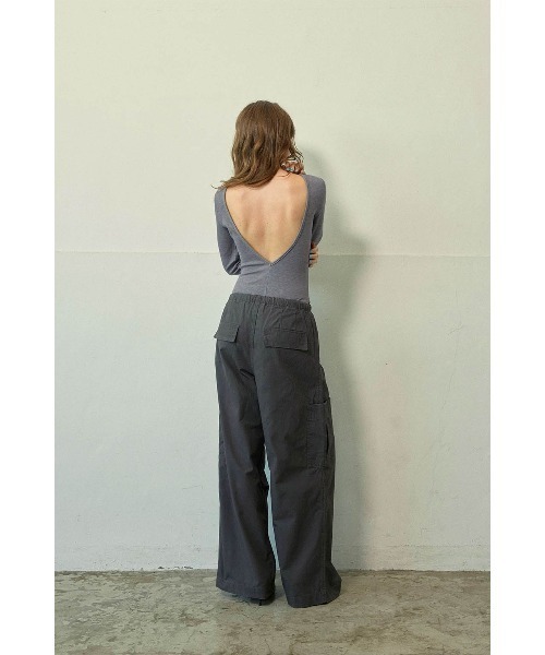 ALEXIA STAM（アリシアスタン）の「Double Tuck Cargo Pants /ダブルタックカーゴパンツ（カーゴパンツ・レディース・カーキ/グレー・M/S）」の20枚目の写真