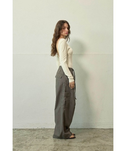 ALEXIA STAM（アリシアスタン）の「Double Tuck Cargo Pants /ダブルタックカーゴパンツ（カーゴパンツ・レディース・カーキ/グレー・M/S）」の12枚目の写真
