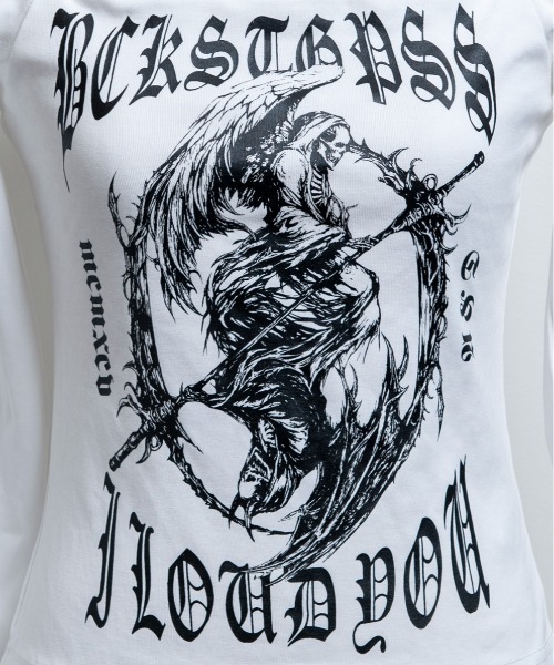 NEW GENTLEMAN（ニュージェントルマン）の「DUALITY OFF ハーネスベルトデザイン ゴシックグラフィック長袖Tシャツ（Tシャツ/カットソー・レディース・ブラック/ダークグレー/ホワイト・FREE）」の9枚目の写真