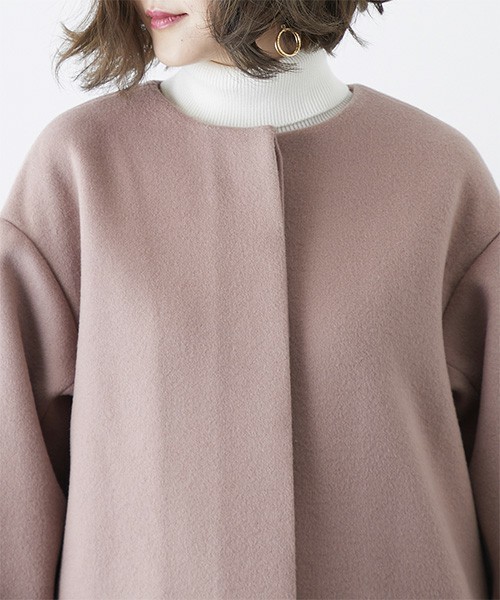 STUDIOUS（ステュディオス）の「【STUDIOUS】ノーカラーリンクオーバーコート（チェスターコート・レディース・ブラウン/ピンク・1/0）」の16枚目の写真