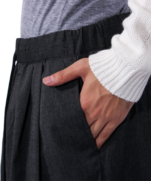 8(eight)(エイト)の「ワイドパンツ サルエル スーツ生地(スラックス・メンズ・チャコールグレー/ブラック/ネイビー・LARGE/MEDIUM)」の10枚目の写真