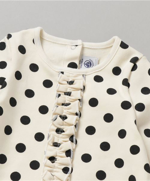 PETIT BATEAU（プチバトー）の「ストレッチコットンドットプリントワンピース（ワンピース・キッズ・ホワイト×グレー・18MONTH/24MONTH）」の4枚目の写真