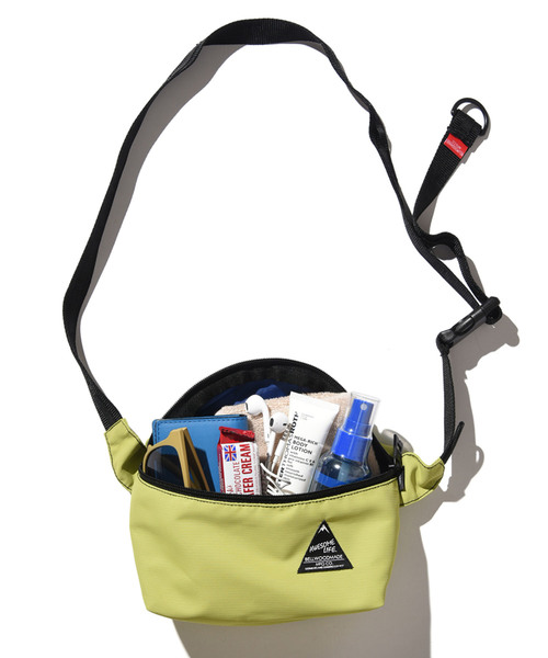 BELLWOODMADE(ベルウッドメイド)の「【BELLWOODMADE】STRIPE RIP HIPBAG/ウエストバッグ(ボディバッグ/ウエストポーチ・メンズ・ブラック/ネイビー/ホワイト/レッド/イエロー・FREE)」の4枚目の写真