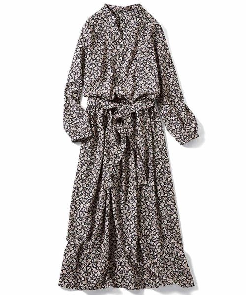 IEDIT(イディット)の「IEDIT 着やせも着映えもかなえる フラワーロングワンピース(ワンピース・レディース・グリーン/ネイビー・MEDIUM/LARGE/X-LARGE/XX-LARGE)」の2枚目の写真