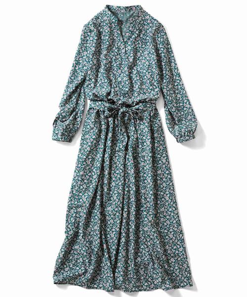 IEDIT(イディット)の「IEDIT 着やせも着映えもかなえる フラワーロングワンピース(ワンピース・レディース・グリーン/ネイビー・MEDIUM/LARGE/X-LARGE/XX-LARGE)」の4枚目の写真