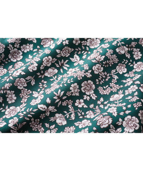 IEDIT(イディット)の「IEDIT 着やせも着映えもかなえる フラワーロングワンピース(ワンピース・レディース・グリーン/ネイビー・MEDIUM/LARGE/X-LARGE/XX-LARGE)」の6枚目の写真