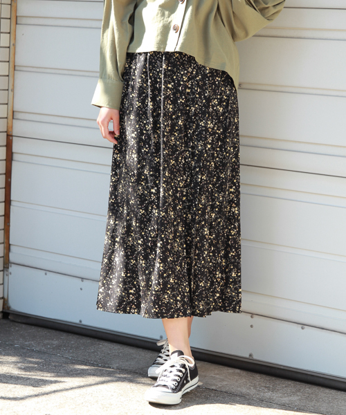 apres jour（アプレジュール）の「片プリーツ柄スカート【ZOZOTOWN限定アイテム】（スカート・レディース・ブラック/オフホワイト/ネイビー・フリー）」の9枚目の写真
