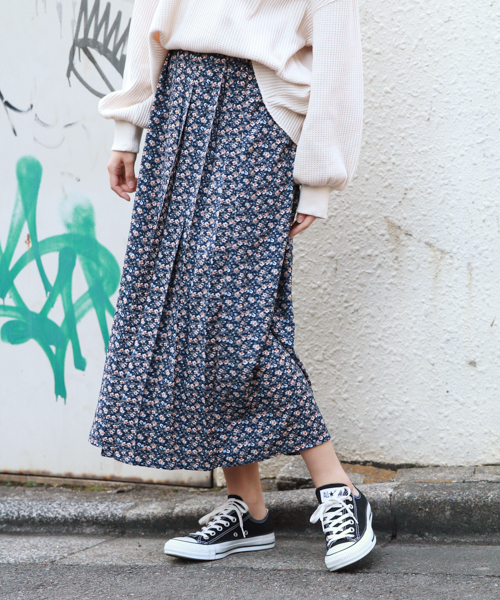 apres jour（アプレジュール）の「片プリーツ柄スカート【ZOZOTOWN限定アイテム】（スカート・レディース・ブラック/オフホワイト/ネイビー・フリー）」の17枚目の写真