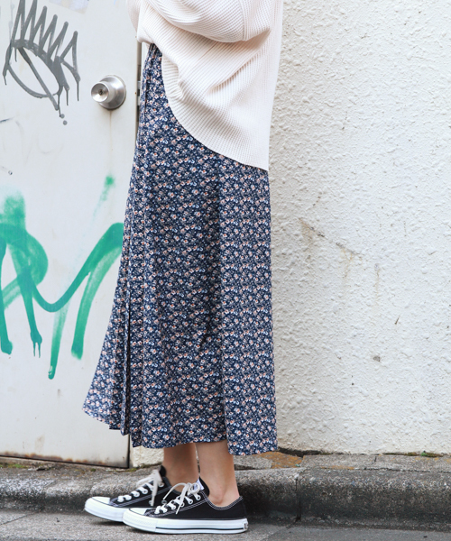 apres jour（アプレジュール）の「片プリーツ柄スカート【ZOZOTOWN限定アイテム】（スカート・レディース・ブラック/オフホワイト/ネイビー・フリー）」の18枚目の写真