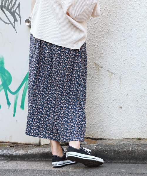apres jour（アプレジュール）の「片プリーツ柄スカート【ZOZOTOWN限定アイテム】（スカート・レディース・ブラック/オフホワイト/ネイビー・フリー）」の19枚目の写真