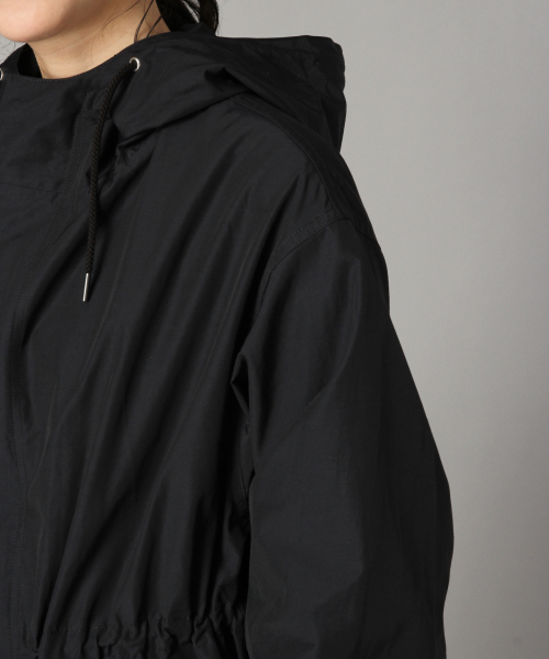 LOWRYS FARM（ローリーズファーム）の「ロングフードブルゾン　847127（マウンテンパーカー・レディース・ブラック/カーキ/アイボリー・FREE）」の10枚目の写真