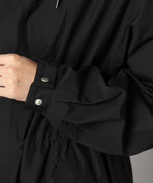 LOWRYS FARM（ローリーズファーム）の「ロングフードブルゾン　847127（マウンテンパーカー・レディース・ブラック/カーキ/アイボリー・FREE）」の11枚目の写真