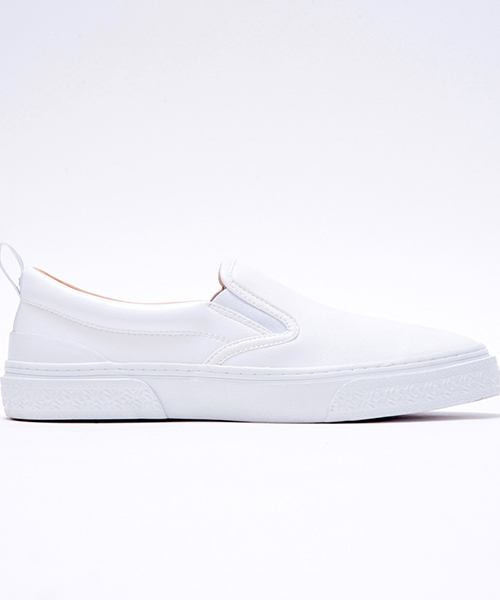 SLACK FOOTWEAR（スラックフットウェア）の「[SLACK / スラック]CALMER LX (SLIP-ON)（スニーカー・メンズ・ベージュ/ホワイト×ホワイト/ブラック×ホワイト/ブラック×ブラック/シルバー・26.5cm/27cm/27.5cm/28cm/26cm/23cm/24cm/24.5cm/23.5cm）」の10枚目の写真