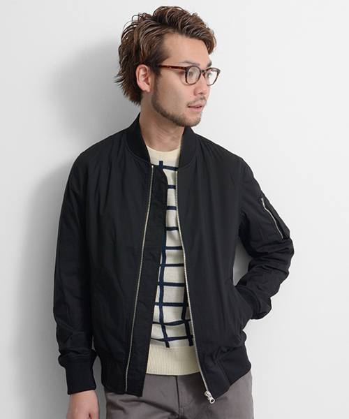 URBAN RESEARCH(アーバンリサーチ)の「UR MA-1(ミリタリージャケット・メンズ・グレー/ブラック/カーキ・LARGE/MEDIUM)」の2枚目の写真