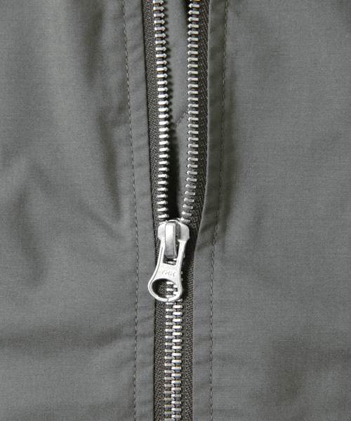 URBAN RESEARCH(アーバンリサーチ)の「UR MA-1(ミリタリージャケット・メンズ・グレー/ブラック/カーキ・LARGE/MEDIUM)」の7枚目の写真