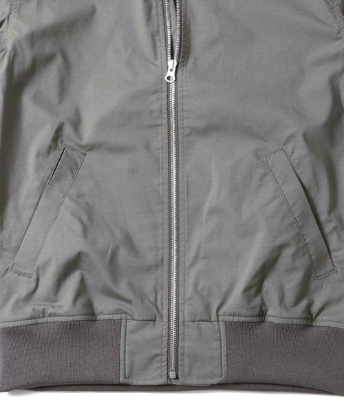 URBAN RESEARCH(アーバンリサーチ)の「UR MA-1(ミリタリージャケット・メンズ・グレー/ブラック/カーキ・LARGE/MEDIUM)」の9枚目の写真