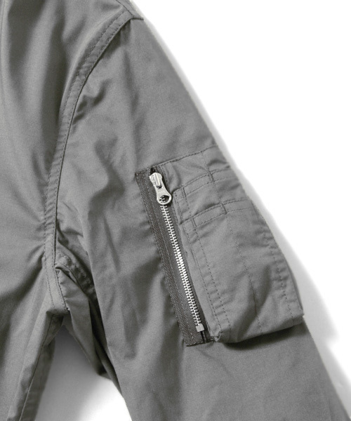 URBAN RESEARCH(アーバンリサーチ)の「UR MA-1(ミリタリージャケット・メンズ・グレー/ブラック/カーキ・LARGE/MEDIUM)」の21枚目の写真