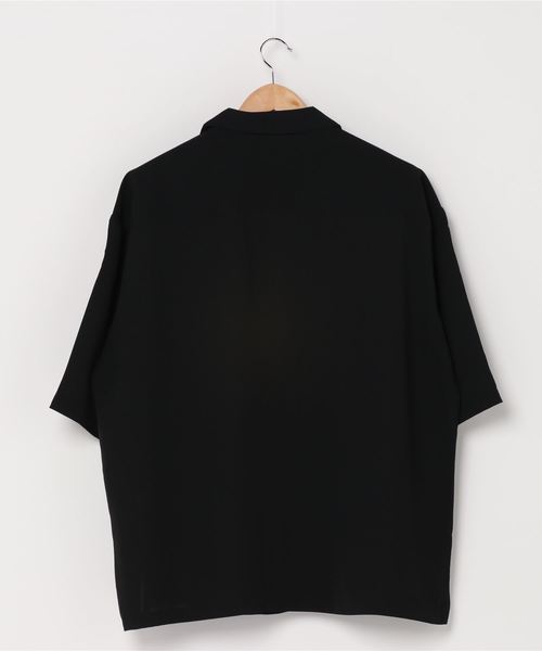 Beno(ビーノ)の「ライトジョーゼット / ビッグシルエット 5分袖 テーラードジャケット(シャツ/ブラウス・メンズ・ブラック/オフホワイト/ミント/ライトベージュ・L/M)」の5枚目の写真