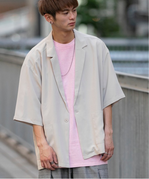 Beno(ビーノ)の「ライトジョーゼット / ビッグシルエット 5分袖 テーラードジャケット(シャツ/ブラウス・メンズ・ブラック/オフホワイト/ミント/ライトベージュ・L/M)」の20枚目の写真