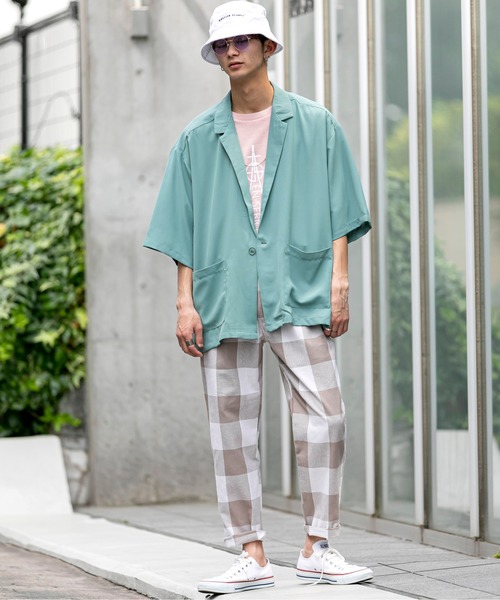 Beno(ビーノ)の「ライトジョーゼット / ビッグシルエット 5分袖 テーラードジャケット(シャツ/ブラウス・メンズ・ブラック/オフホワイト/ミント/ライトベージュ・L/M)」の8枚目の写真