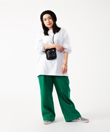 【ものまねタレント 丸山礼】ワンダーシェイプ タック入りワイドパンツ