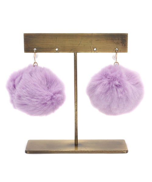 WEGO（ウィゴー）の「WEGO/ミニファーピアス（ピアス（両耳用）・レディース・ホワイト/ブラック/サックスブルー/パープル/ピンク・FREE）」の4枚目の写真