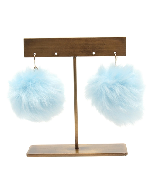 WEGO（ウィゴー）の「WEGO/ミニファーピアス（ピアス（両耳用）・レディース・ホワイト/ブラック/サックスブルー/パープル/ピンク・FREE）」の3枚目の写真