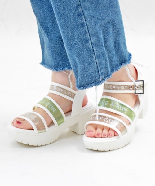 algy（アルジー）の「【ALGY】ロゴ入りワイドベルトヒールサンダル（サンダル・キッズ・イエロー/ピンク/ブラック/ホワイト・23.0cm/19.0cm/20.0cm/21.0cm/22.0cm/24.0cm）」の4枚目の写真