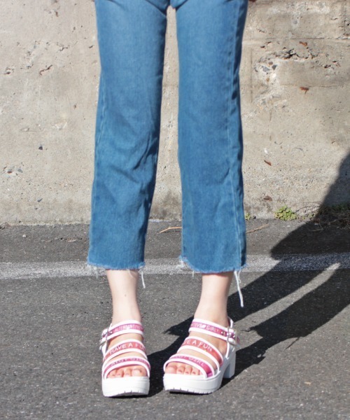 algy（アルジー）の「【ALGY】ロゴ入りワイドベルトヒールサンダル（サンダル・キッズ・イエロー/ピンク/ブラック/ホワイト・23.0cm/19.0cm/20.0cm/21.0cm/22.0cm/24.0cm）」の20枚目の写真