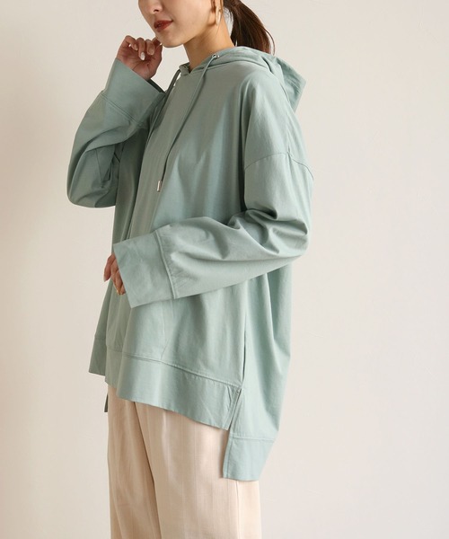 HER CLOSET(ハークローゼット)の「【HERCLOSET】綿100%のシルケット加工プルオーバーパーカー(パーカー・レディース・ホワイト/ライトグレー/ブラック/グレイッシュベージュ/ブルーグリーン・M)」の5枚目の写真