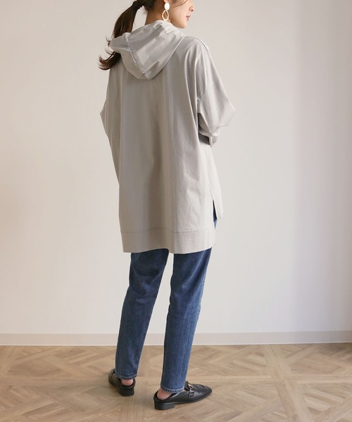 HER CLOSET(ハークローゼット)の「【HERCLOSET】綿100%のシルケット加工プルオーバーパーカー(パーカー・レディース・ホワイト/ライトグレー/ブラック/グレイッシュベージュ/ブルーグリーン・M)」の11枚目の写真