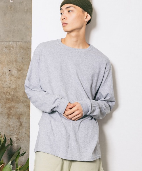 GILDAN（ギルダン）の「Gildan / ギルダン ドロップショルダー ビッグシルエット 無地 長袖Tシャツ（Tシャツ/カットソー・メンズ・グレー/チャコール/オリーブ/オレンジ/ホワイト/ライトブルー/ブラック/ダークブラウン/ネイビー/イエロー・XL/2XL/M/L/S/3XL）」の3枚目の写真