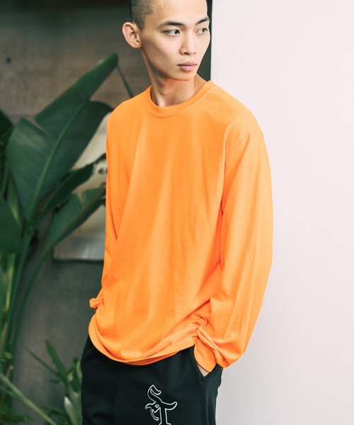 GILDAN（ギルダン）の「Gildan / ギルダン ドロップショルダー ビッグシルエット 無地 長袖Tシャツ（Tシャツ/カットソー・メンズ・グレー/チャコール/オリーブ/オレンジ/ホワイト/ライトブルー/ブラック/ダークブラウン/ネイビー/イエロー・XL/2XL/M/L/S/3XL）」の10枚目の写真