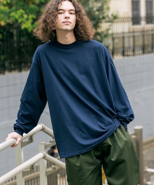 GILDAN（ギルダン）の「Gildan / ギルダン ドロップショルダー ビッグシルエット 無地 長袖Tシャツ（Tシャツ/カットソー・メンズ・グレー/チャコール/オリーブ/オレンジ/ホワイト/ライトブルー/ブラック/ダークブラウン/ネイビー/イエロー・XL/2XL/M/L/S/3XL）」の20枚目の写真