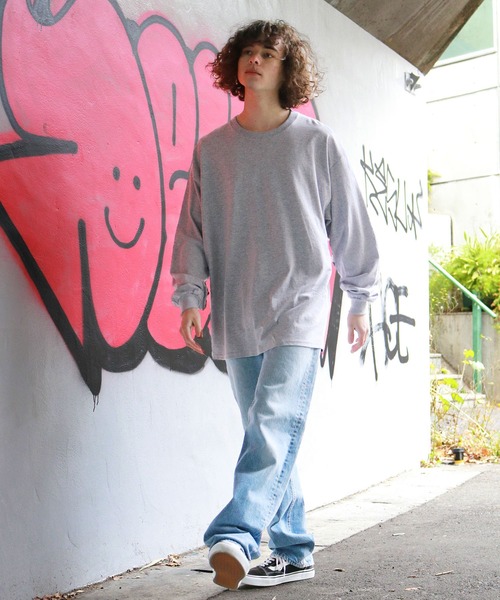 GILDAN（ギルダン）の「Gildan / ギルダン ドロップショルダー ビッグシルエット 無地 長袖Tシャツ（Tシャツ/カットソー・メンズ・グレー/チャコール/オリーブ/オレンジ/ホワイト/ライトブルー/ブラック/ダークブラウン/ネイビー/イエロー・XL/2XL/M/L/S/3XL）」の12枚目の写真