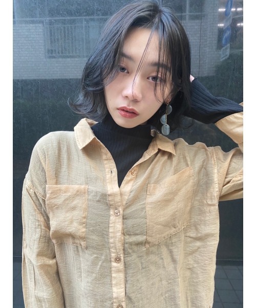 tone(トーン)の「【Chesara】アクリルカーブピアス(MA)(ピアス(両耳用)・レディース・ブラウン/グレー/その他・FREE)」の4枚目の写真