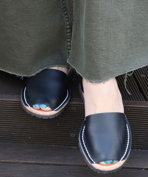 ROOPTOKYO(ループトウキョウ)の「SLADAN/スラダン LEATHER SANDALS レザー サンダル フラットサンダル(サンダル・レディース・ホワイト/ブラック・37/36)」の10枚目の写真