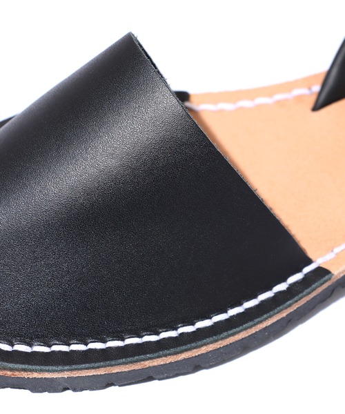 ROOPTOKYO(ループトウキョウ)の「SLADAN/スラダン LEATHER SANDALS レザー サンダル フラットサンダル(サンダル・レディース・ホワイト/ブラック・37/36)」の7枚目の写真