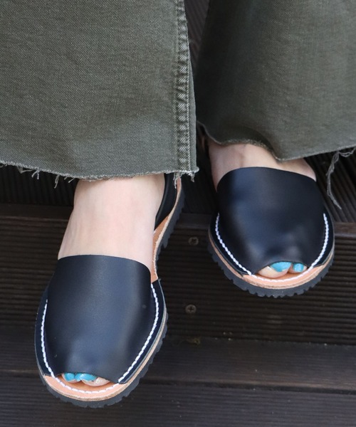 ROOPTOKYO(ループトウキョウ)の「SLADAN/スラダン LEATHER SANDALS レザー サンダル フラットサンダル(サンダル・レディース・ホワイト/ブラック・37/36)」の15枚目の写真