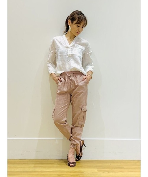 GAP（ギャップ）の「リネン混ジョガーパンツ（カーゴパンツ・レディース・ホワイト/ブラック/ベージュ/ライトブルー・M/S/XXS/XS/XL/L）」の16枚目の写真