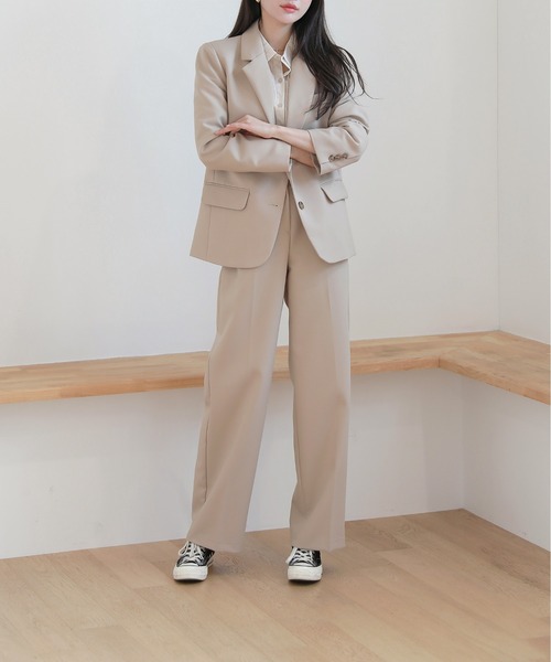 by muni:r（バイ ムニール）の「カラーセットアップジャケット+パンツ