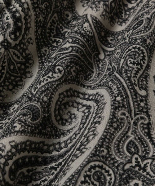 ADAM ET ROPE'(アダムエロペ)の「ペイズリーブロード テーパードイージーパンツ(その他パンツ・メンズ・ブラウン系その他/レッド系その他・M/L)」の9枚目の写真