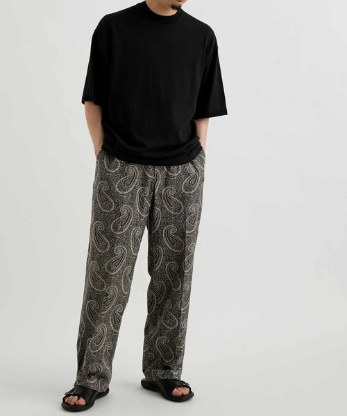 ADAM ET ROPE'(アダムエロペ)の「ペイズリーブロード テーパードイージーパンツ(その他パンツ・メンズ・ブラウン系その他/レッド系その他・M/L)」の11枚目の写真