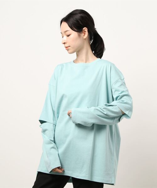 CONVERSE STARS（コンバーススターズ）の「袖スリットTシャツ（Tシャツ/カットソー・レディース・ブラック/ブルー・FREE）」の2枚目の写真