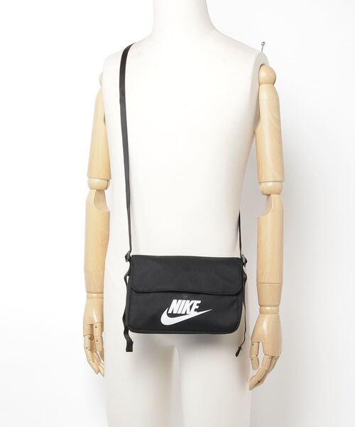 ◆国内発送◆【NIKE】NSW FUTURA 365 CROSSBODY ☆NIKE☆NSW FUTURA 365 クロスボディバッグ☆追跡可 (Nike