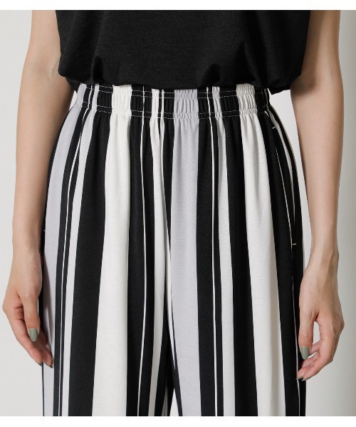 AZUL by moussy（アズールバイマウジー）の「GLOSSY COOL SIDE