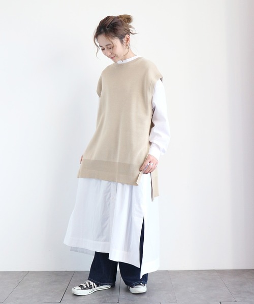 AMERICAN HOLIC（アメリカンホリック）の「クルーネックサイドスリットニットベスト（ニット/セーター・レディース・ブラック/ブラウン/ライトベージュ・FREE）」の6枚目の写真