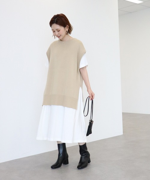 AMERICAN HOLIC（アメリカンホリック）の「クルーネックサイドスリットニットベスト（ニット/セーター・レディース・ブラック/ブラウン/ライトベージュ・FREE）」の17枚目の写真