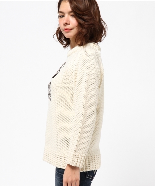 Ray BEAMS（レイビームス）の「Ray BEAMS / "HUG ME!!!" ロゴ クルーネックニット（ニット/セーター・レディース・オフホワイト/チャコールグレー・ONE SIZE）」の7枚目の写真